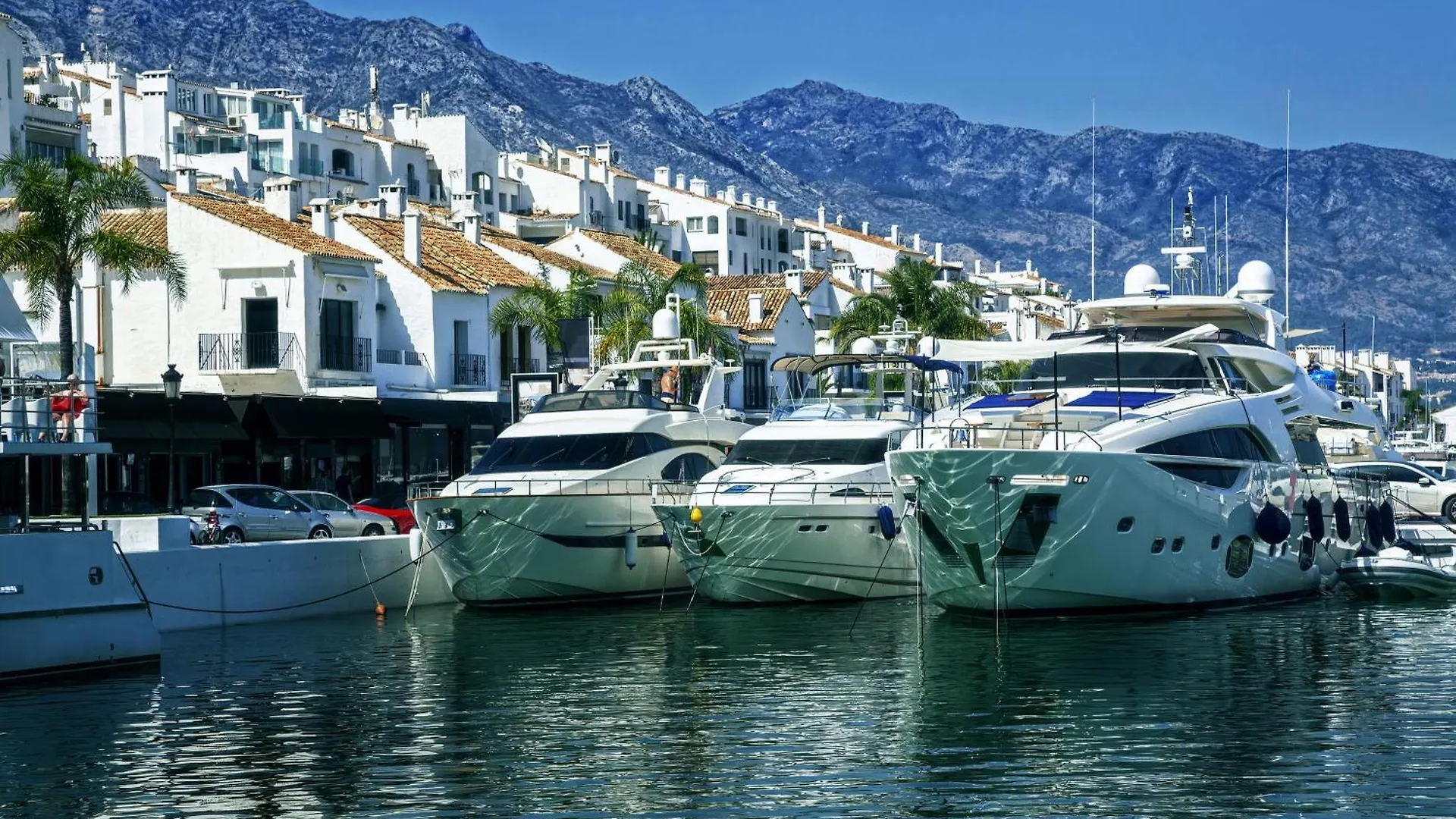 بيت للعطل Duplex Marbella Concordia Close To Beach - Happy Rentals